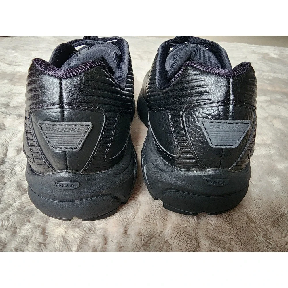 Brooks Addiction Walker 2 Black Leather Walking Shoes Slip Resistant Womens 8 B